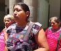 Mujeres Triquis piden espacios para vender durante la Guelaguetza