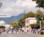 Trabajadores del Hospital Civil bloquean Calzada Porfirio Díaz.