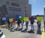 Trabajadores de salud en Oaxaca protestan por falta de atención y resolución a sus demandas.