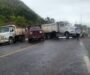 Camioneros de la Mixteca exigen respeto a contratos de trabajo en obra carretera Tezoatlán-Yolomecatlán