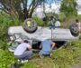 Volcadura en carretera a Guadalupe Etla deja dos mujeres lesionadas.
