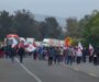 Toman organizaciones sociales autopista Oaxaca–Cuacnopalan y exigen atención a sus demandas.